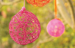Balões feito de lã. Simples e lúdicos!